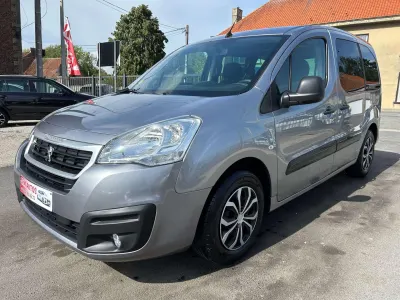 Peugeot Partner Tepee 1.6 BlueHDi 1ER PROPRIO AVEC SUIVI D'ENTRETIEN *** CLIM/CAPTEURS/GPS ***