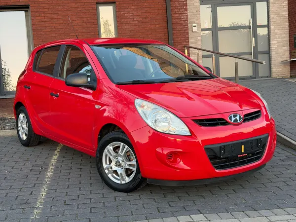 Hyundai i20 (73.525Km) (1.2i) 77Ch (2012) Euro 5 (Lez Ok)