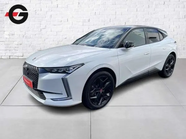 DS Automobiles DS 4 PERFORMANCE LINE + e-TENSE 225