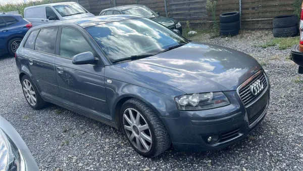 Audi A3 Sportback 2.0 Turbo 16v FSI Quattro 200CV MARCHAND EXPORT