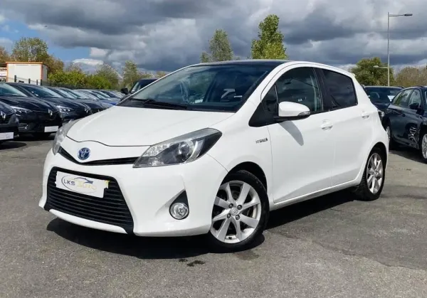 Toyota Yaris III 1.5 HYBRID 100H STYLE EDITION