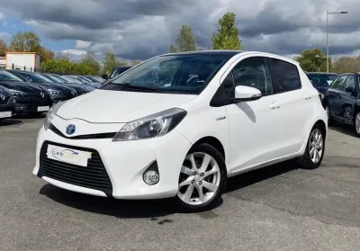 Toyota Yaris III 1.5 HYBRID 100H STYLE EDITION