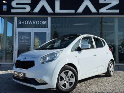 Kia Venga Venga 1.4i World Edition_NAVI_PANO_SEMICUIR_LED_