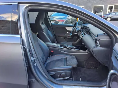 Mercedes-Benz A 200 AMG AUTOMAAT CARPLAY CAMERA 360°AIRCO CRUISE*