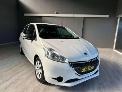 Peugeot 208 208 1.0i Active * 1 Jaar Garantie *
