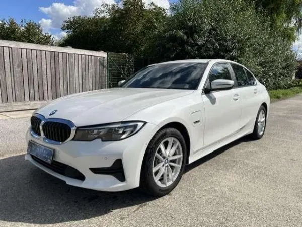 BMW 320 320eA PHEV AUT !275PK! *Navi*Cam*Leder*Apps*Lane* BTW incl