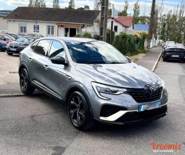 Renault Arkana RS LINE 1.6 E-TECH Hybrid 145 CV BVA 13325HT