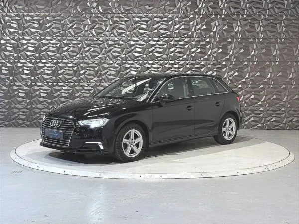 Audi A3 Sportback 1.4 TFSI e-tron - 204 BV S-Tronic 8V Business Line PHASE 2