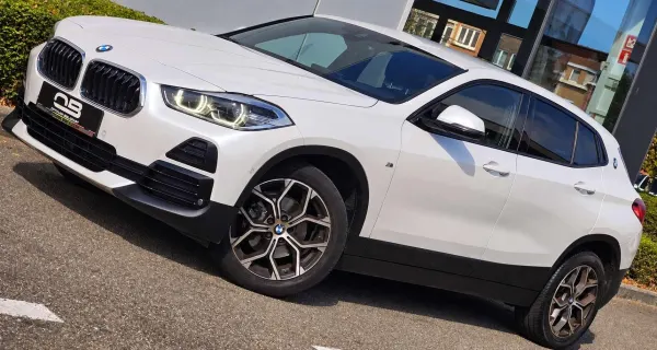 BMW X2 *** sDrive 18i - 07/2022 - Head-up - Ambiant Led interior - Camera - 74.000 km - Garantie ***