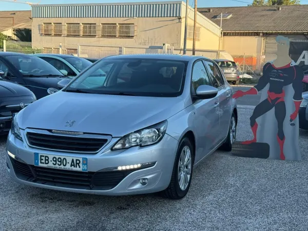 Peugeot 308 1.2 PURETECH 82CH STYLE 5P