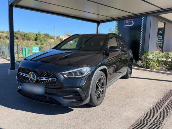 Mercedes-Benz Gla 200 d 8G-DCT AMG Line
