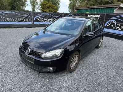 Volkswagen Golf 1.6 CR TDi Trendline DPF