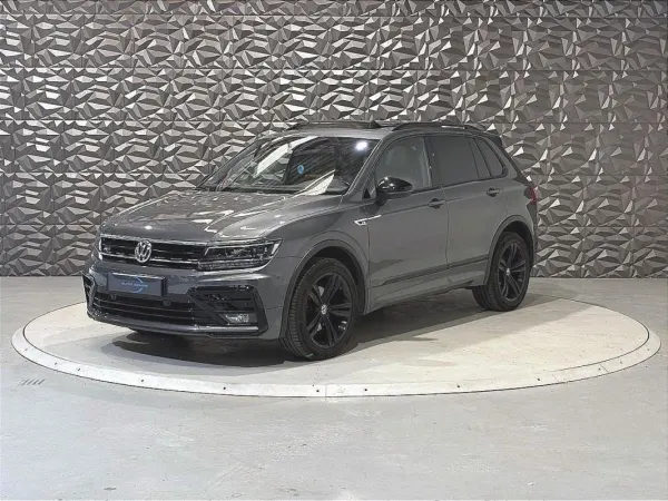 Volkswagen Tiguan 2.0 16V TDI BlueMotion - 150 BV DSG 7 2016 Black R-Line 4Motion PHASE 1