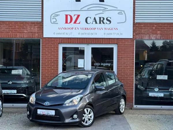 Toyota Yaris HYBRID 1.5I 75PK |✅NAVIGATIE | KEY LESS GO + START | PANO DAK | CAMERA | BLUETOOTH | LED |