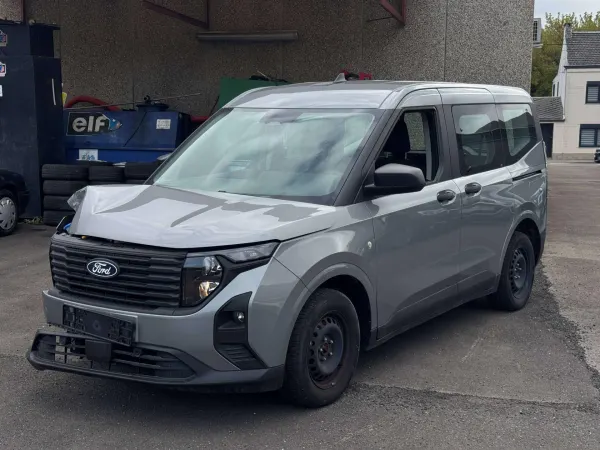 Ford Tourneo Courier ** 1.0 EcoBoost ** Marchand ou export **