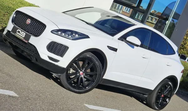 Jaguar E-Pace *** 2.0i - AWD - Pano - Camera - 1 owner - Garantie ***