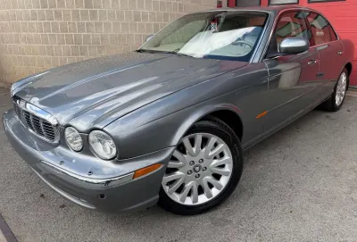 Jaguar XJ Super V8 4.2i V8 32v S/C