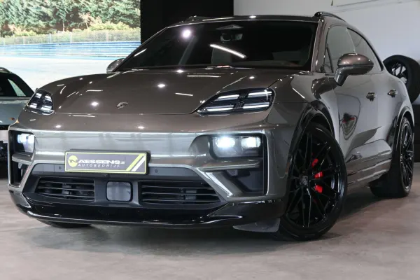 Porsche Macan Turbo **MATRIX/MEMORY/BOSE/CHRONO/360°/PANO/HUD/ACC**