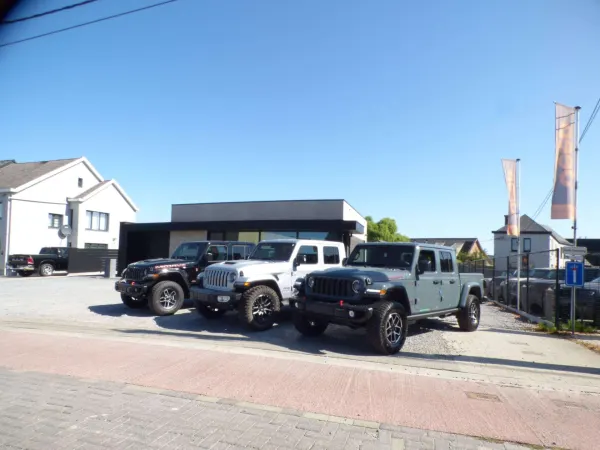 Jeep Gladiator 3.6 V6 Mojave & Rubicon Edition ** New 0 km**