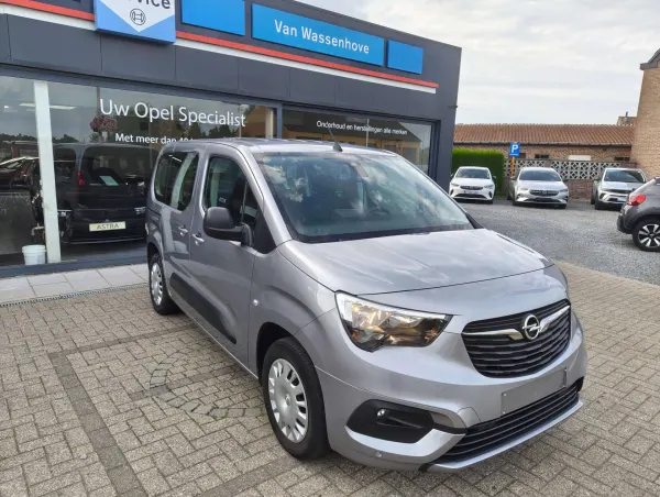 Opel Combo Life Combo Life 1.2 T L1H1 Edition S/S DAB NAV 110 pk