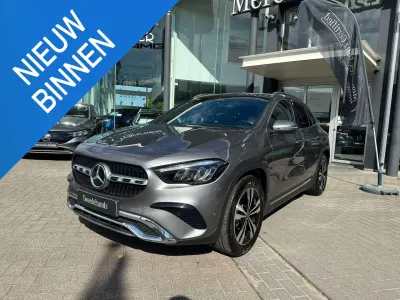 Mercedes-Benz GLA 180 GLA Business Line