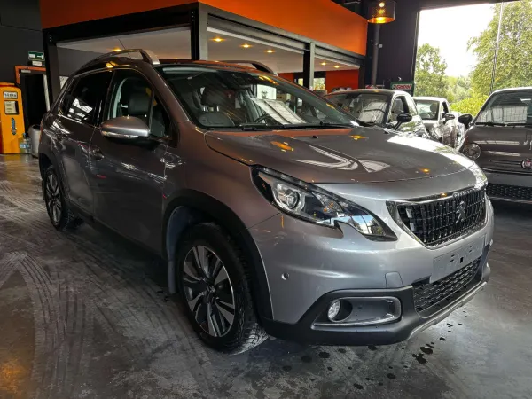 Peugeot 2008 2008 1.2 Allure S AUTOMATIQUE/CAMERA/CUIR/12MOIS GARANTIE