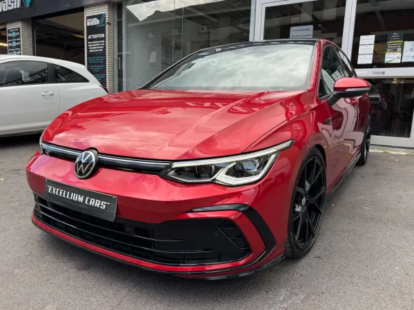 Volkswagen Golf R8 2.0 TDi R-Line DSG Toit Pano Feux Led iQ Cockpit Vrtl Volant Chauf Harman-Kardon  Carnet Tres Propre