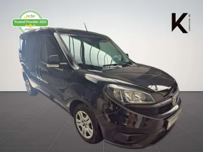 Fiat Doblo 1.6 Multijet 3 Places / CarPlay / Camera / Climatisation