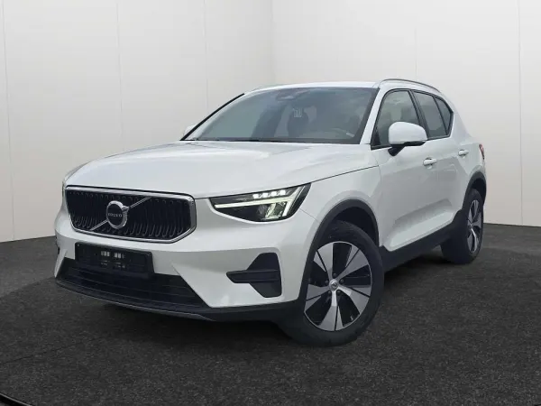 Volvo XC40 Core, B3 Micro-hybride (MHEV), Essence