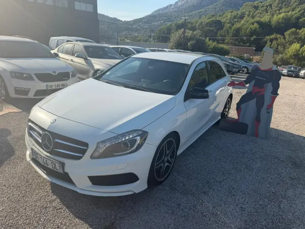 Mercedes-Benz CLASSE A 180 FASCINATION