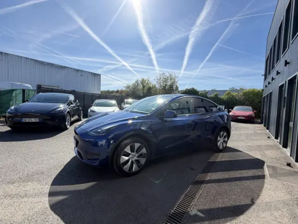 Tesla Model Y STANDARD RWD PROPULSION
