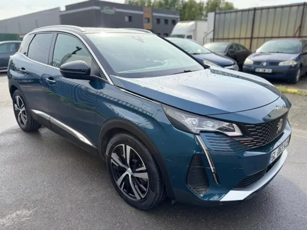 Peugeot 3008 II Hybrid 225 GT