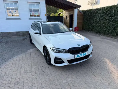 BMW 320 Touring 320eAS PHEV M sport Pack/ Panoramisch dak/pdc V&A + camera/ led lights/ lane-side assist/Blacklook