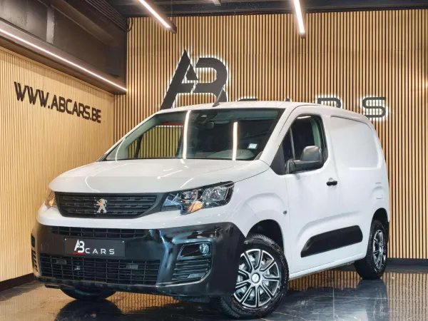 Peugeot Partner 1.5BLUEHDI UTILITAIRE ** GARANTIE 12 MOIS**