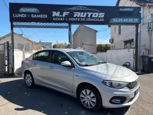 Fiat Tipo 2017 145km CHAÎNE DE DISTRIBUTION RADARS REGULATEUR BLUETOOTH PAYER 3 Fois