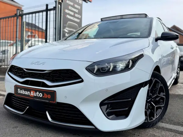 Kia Ceed / cee'd Ceed 1.6 CRDi GT-Line ° TOIT PANO ° FULL LED ° CUIR ° NAVI ° CAMERA ° GARANTI