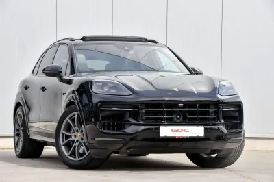Porsche Cayenne E-Hybrid l Sport Design l Pano l Sport Chrono l Sportuitlaat
