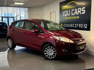 Ford Fiesta 1.4i Ghia 1 Jaar Garantie
