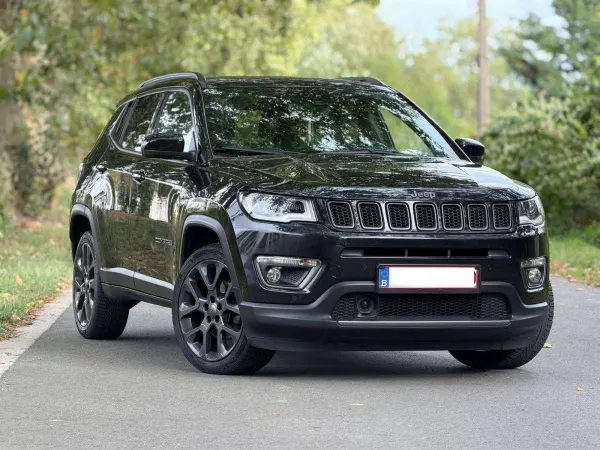 Jeep Compass 1.3 Turbo 4x2 S DDCT + Full Options + Full entretiens