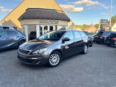 Peugeot 308 308 SW 1.2 PureTech Access STT 1.2 110 pk – Manueel – Trekhaak – Cruise Control