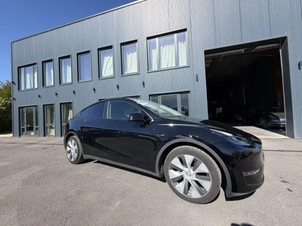 Tesla Model Y DUAL GRANDE AUTONOMIE