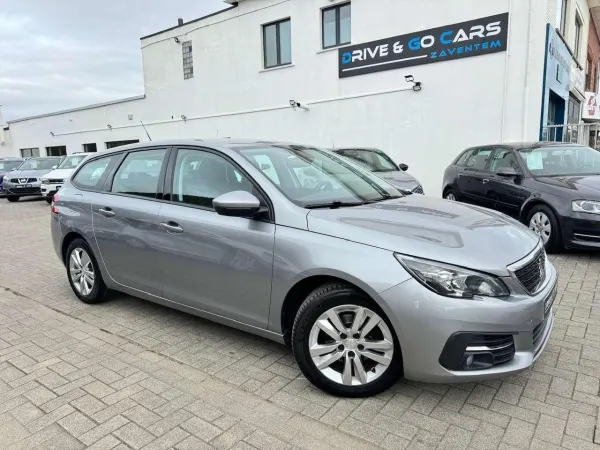 Peugeot 308 SW 1.5 BlueHDi - CarPlay ** 1 JAAR GARANTIE ** !!