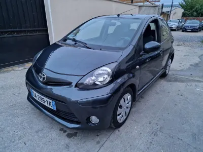 Toyota Aygo (2) 1.0 VVT-I DYNAMIC 5P