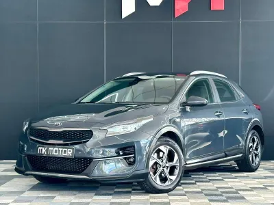 Kia XCeed 🟢1.0 ESSENCE 120CV - CAR PLAY - CAMERA
