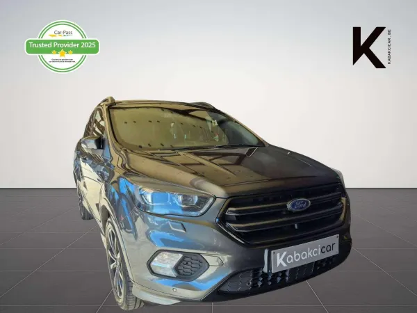 Ford Kuga 1.5 EcoBoost FWD ST Line -Garantie 12 Mois avec Entretien Effectué, Contrôle Technique et Carpass