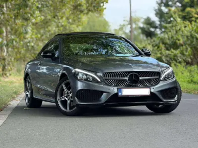 Mercedes-Benz C 180 Coupé + Pack AMG + Manuelle + Garantie 12 mois