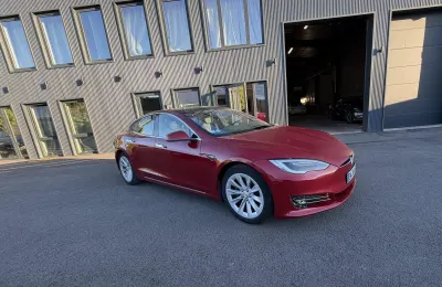 Tesla Model S 75D