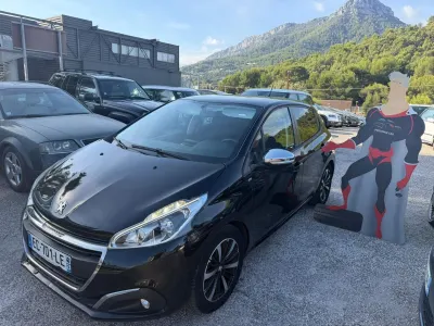 Peugeot 208 1.2 PURETECH ALLURE 5P