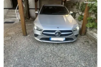 Mercedes-Benz CLA Business line