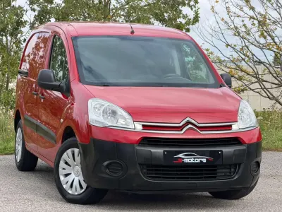 Citroen Berlingo • UTILITAIRE • TRÈS PROPRE • 1ER PROPRIO